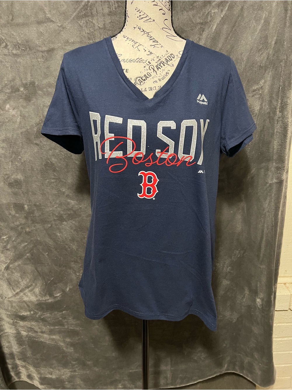 Women’s Majestic Navy Boston Red Sox V‑Neck Tee